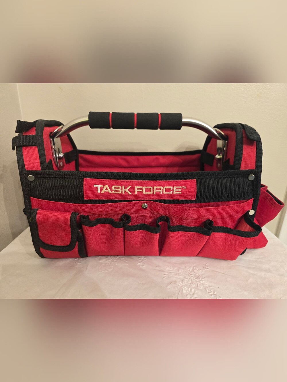 Task Force Small Red Tool Tote Organizer with Pockets In Excellent Condition